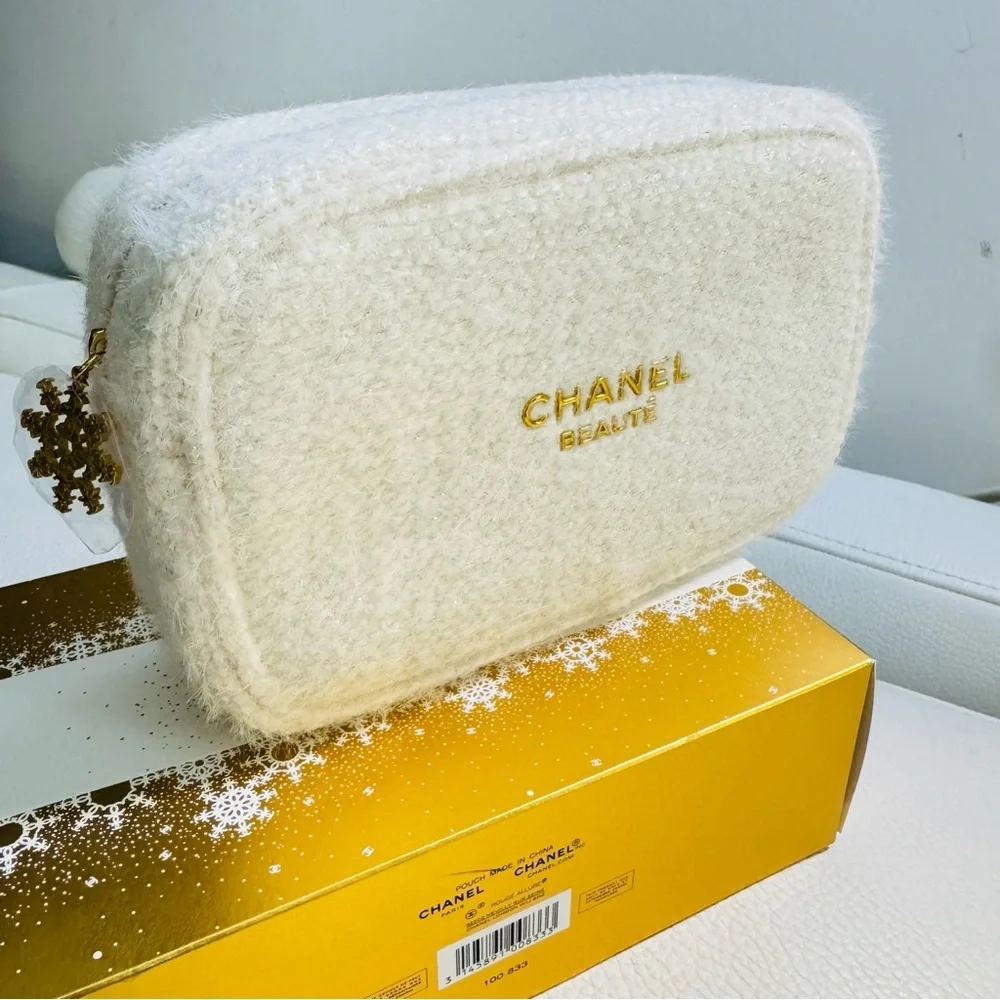 Chanel White Tweed Cosmetic Bag